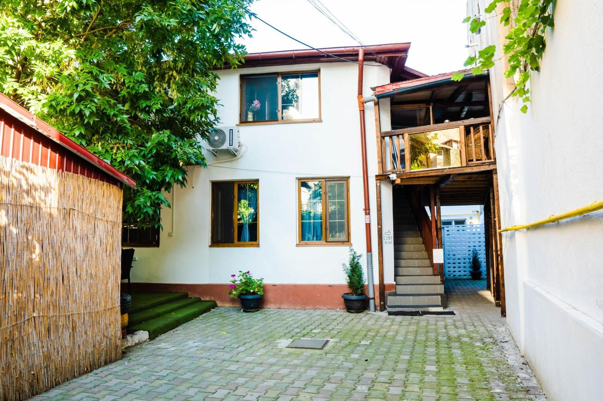 Hostel Sport Bucharest Exterior photo